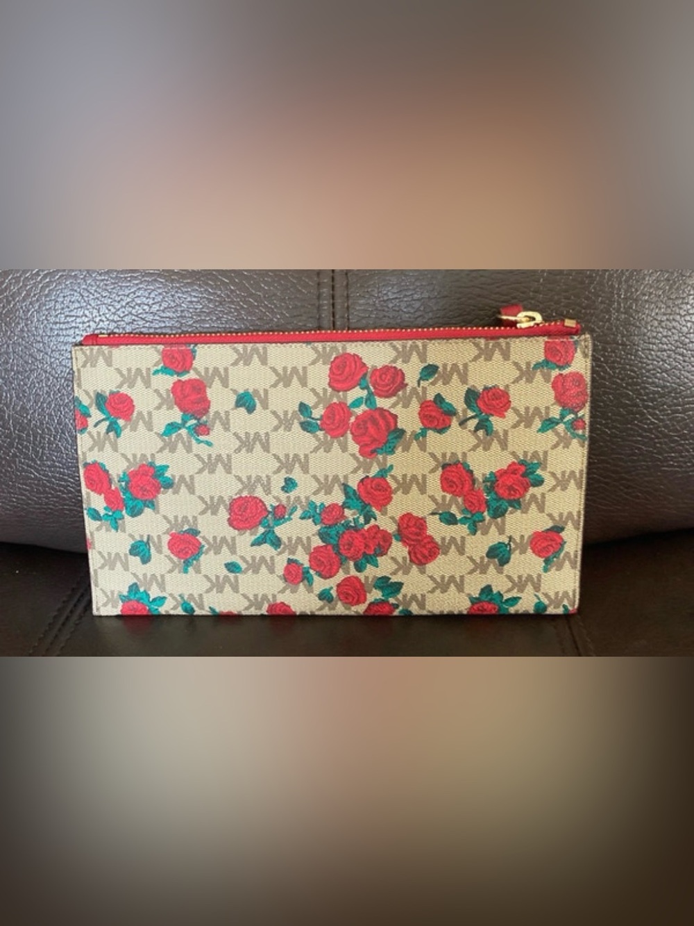 ๐๐๐Michael Kors Red Rose Logo Wristlet Clutch NWOT - Picture 4 of 5